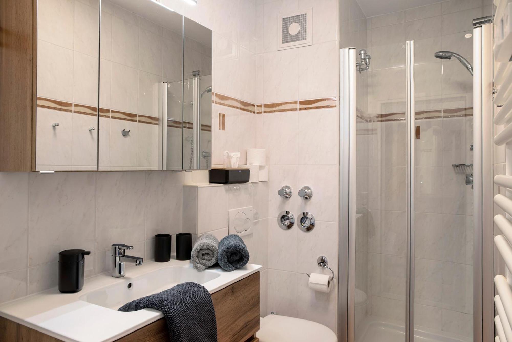 Almzeit Apartment ฟาร์ชอนท์ ภายนอก รูปภาพ