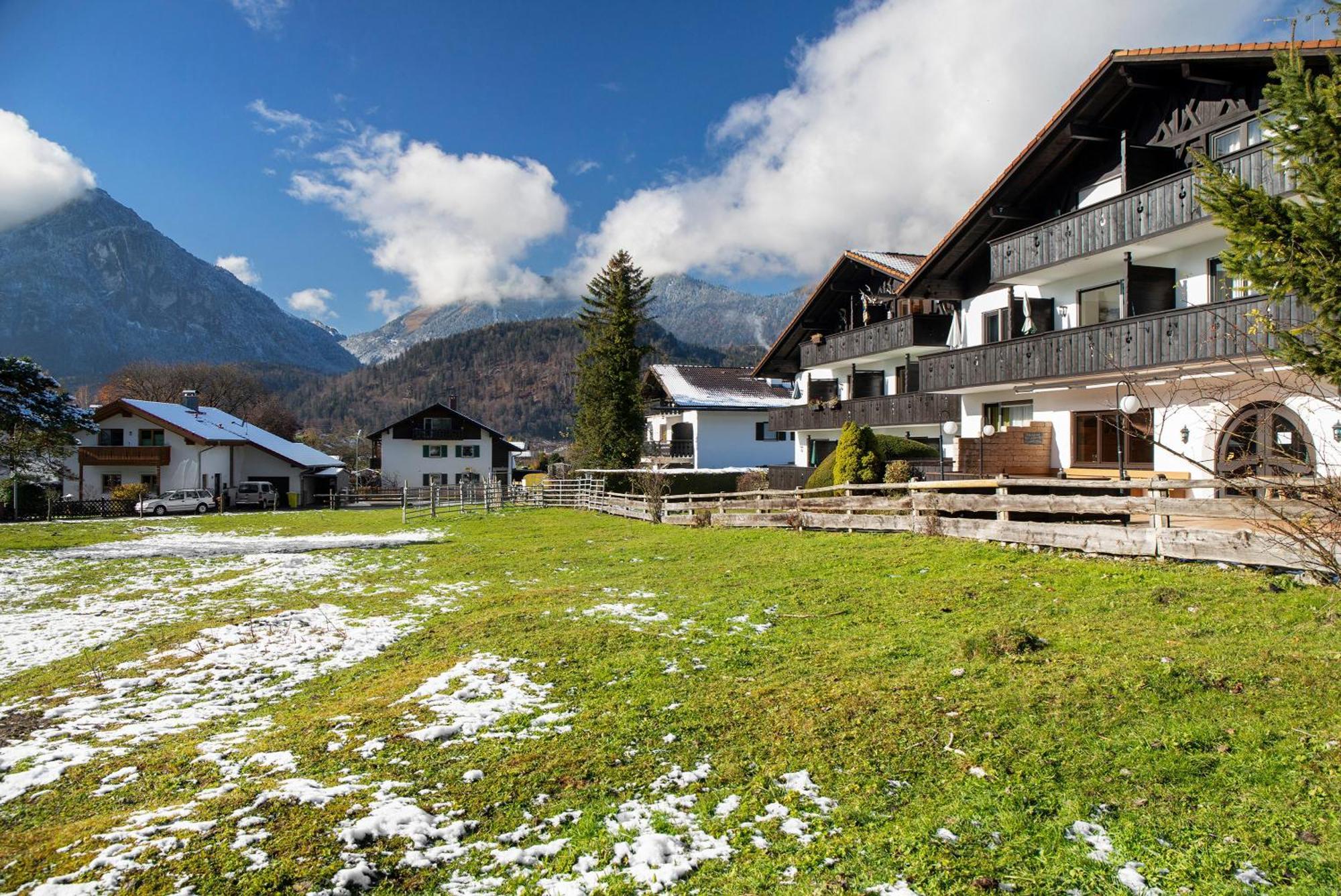 Almzeit Apartment ฟาร์ชอนท์ ภายนอก รูปภาพ